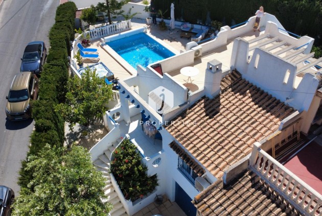 Resale - Chalet -
Torrevieja - Los Balcones