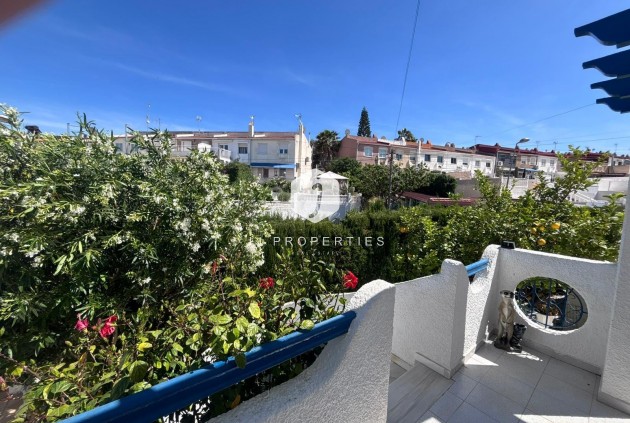 Resale - Chalet -
Torrevieja - Los Balcones
