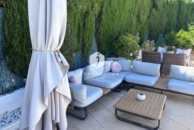 Resale - Chalet -
Torrevieja - Los Balcones