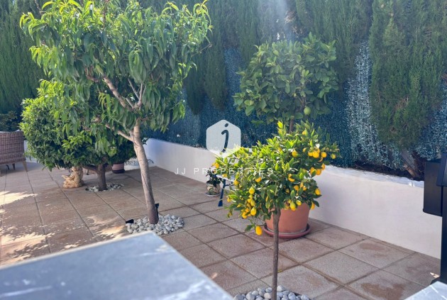 Resale - Chalet -
Torrevieja - Los Balcones