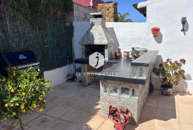 Resale - Chalet -
Torrevieja - Los Balcones