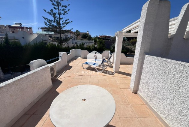 Resale - Chalet -
Torrevieja - Los Balcones