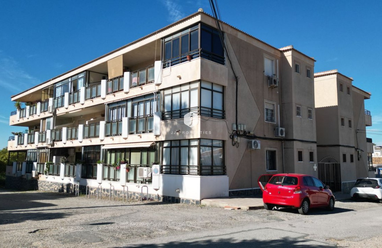 D'occasion - Appartement -
Torrevieja - Costa Blanca