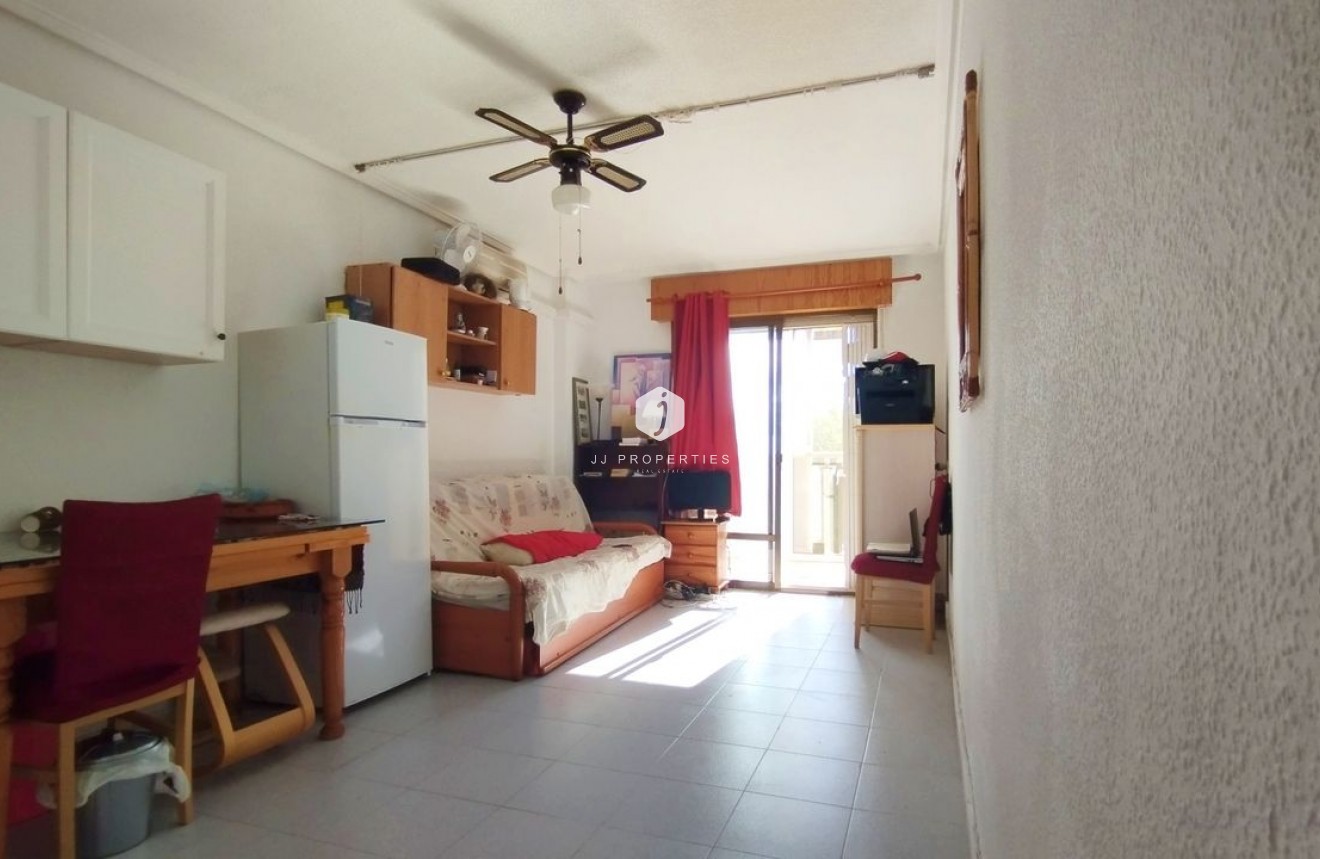 D'occasion - Appartement -
Torrevieja - Costa Blanca