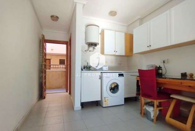 D'occasion - Appartement -
Torrevieja - Costa Blanca