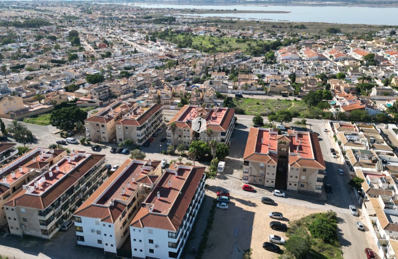 D'occasion - Appartement -
Torrevieja - Costa Blanca