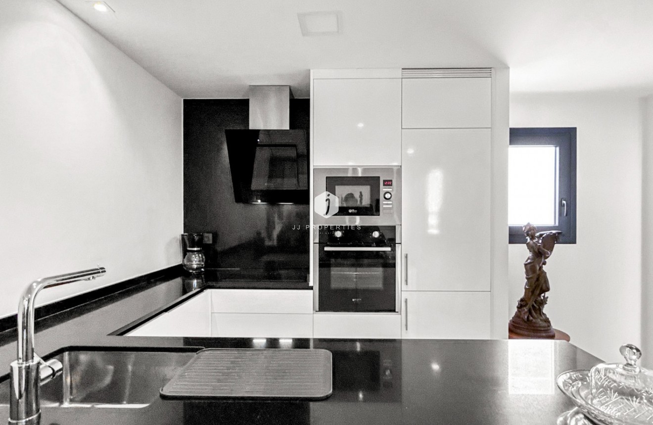 Aus zweiter Hand - Wohnung -
Orihuela Costa - Costa Blanca