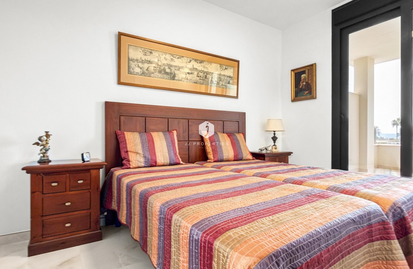 Aus zweiter Hand - Wohnung -
Orihuela Costa - Costa Blanca