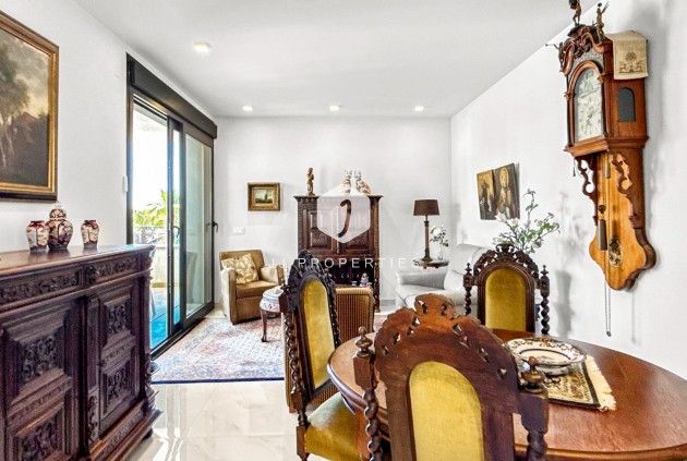 Aus zweiter Hand - Wohnung -
Orihuela Costa - Costa Blanca
