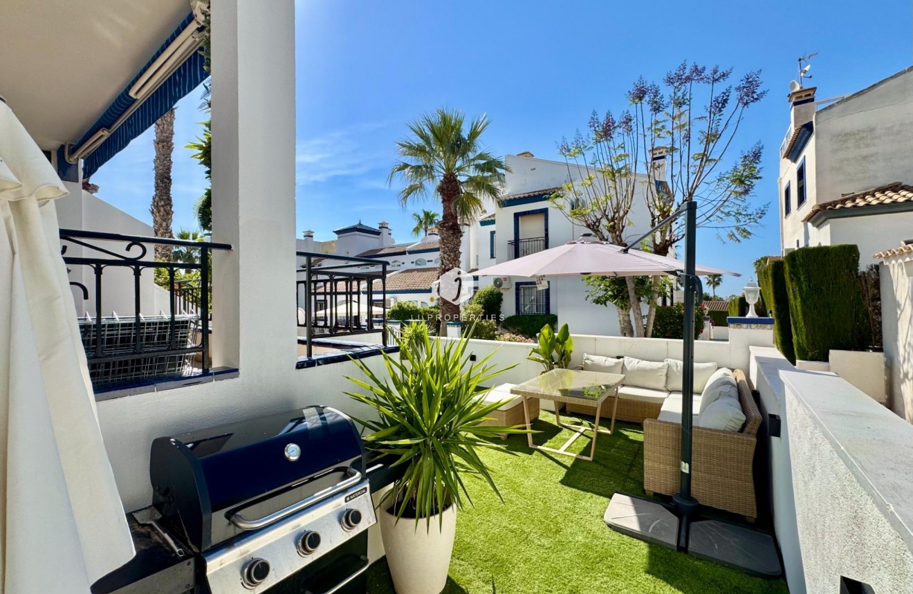 Segunda mano - Bungalow -
Orihuela Costa - Villamartín-las Filipinas