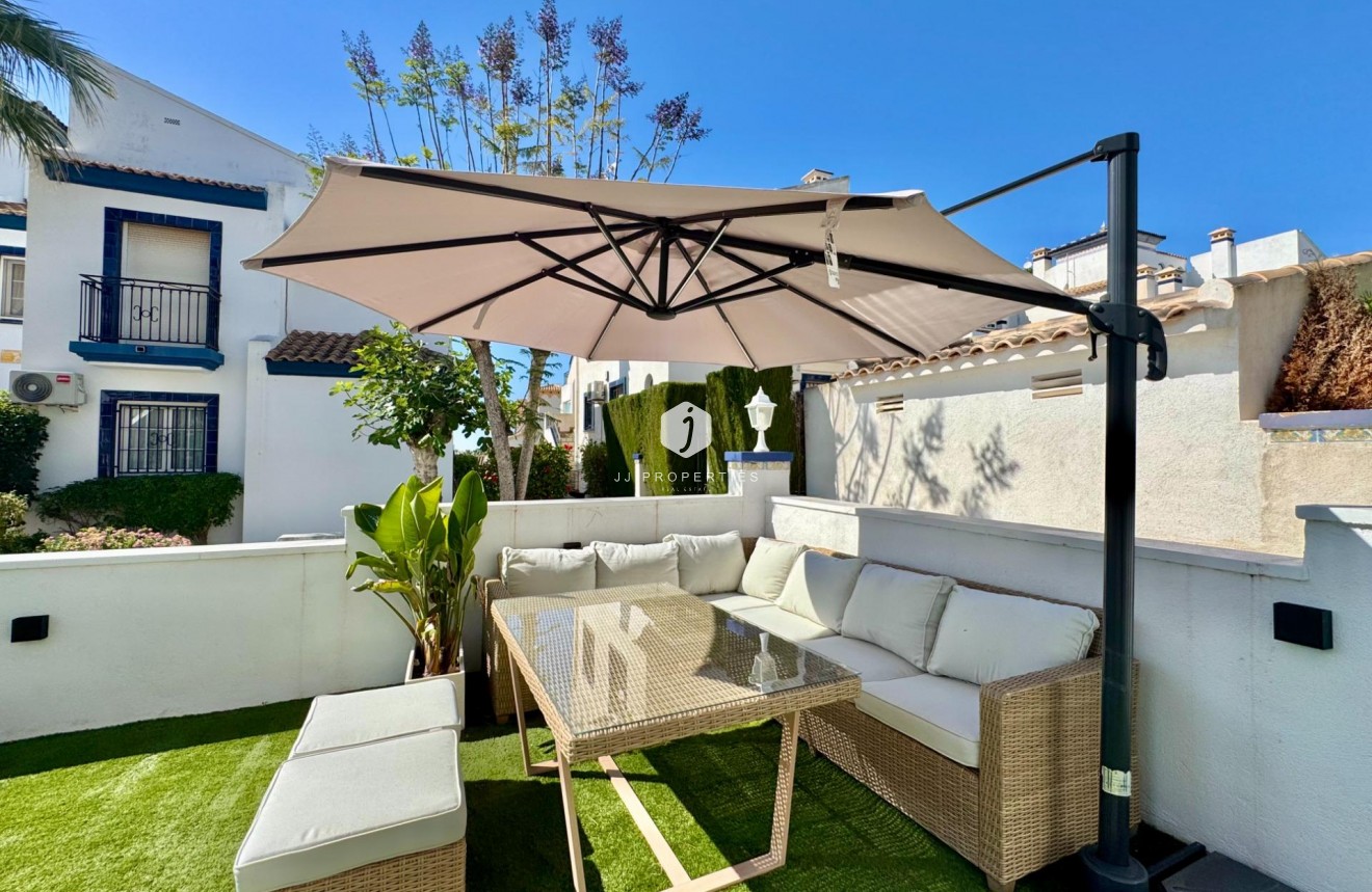 Segunda mano - Bungalow -
Orihuela Costa - Villamartín-las Filipinas