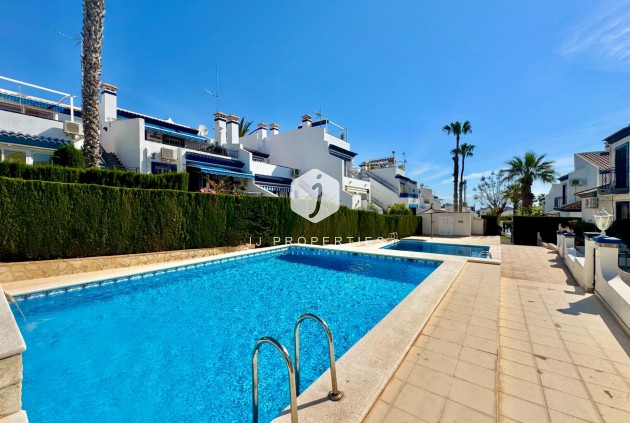 Segunda mano - Bungalow -
Orihuela Costa - Villamartín-las Filipinas