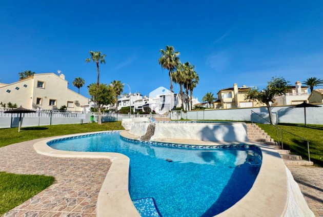 Segunda mano - Bungalow -
Orihuela Costa - Villamartín-las Filipinas