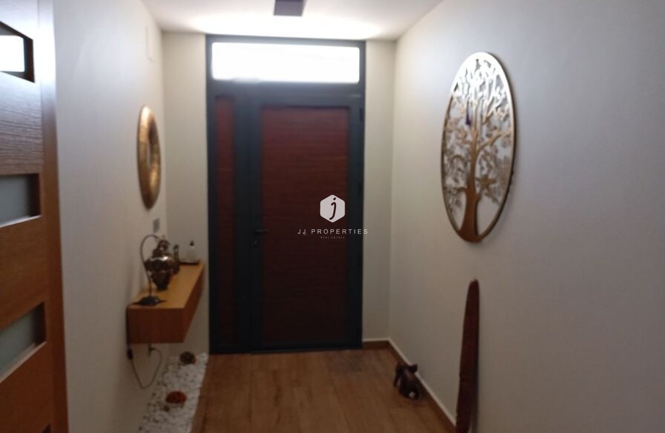 Resale - Villa -
Daya Nueva - Costa Blanca