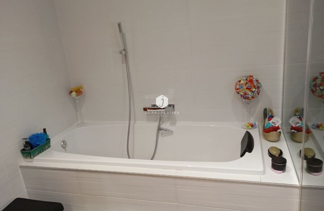 Resale - Villa -
Daya Nueva - Costa Blanca