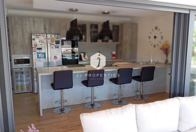 Resale - Villa -
Daya Nueva - Costa Blanca