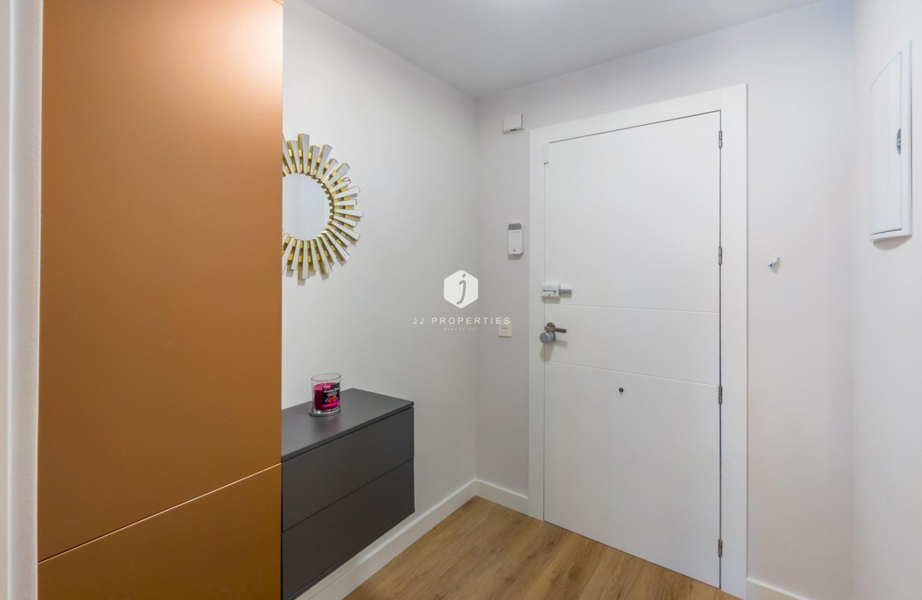 Aus zweiter Hand - Wohnung -
Torrevieja - Playa del Cura