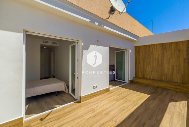 Aus zweiter Hand - Wohnung -
Torrevieja - Playa del Cura
