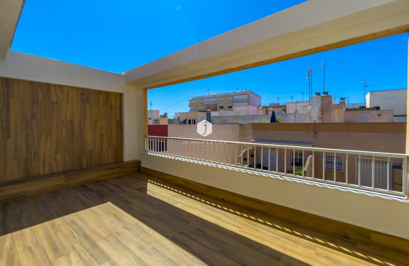 Aus zweiter Hand - Wohnung -
Torrevieja - Playa del Cura
