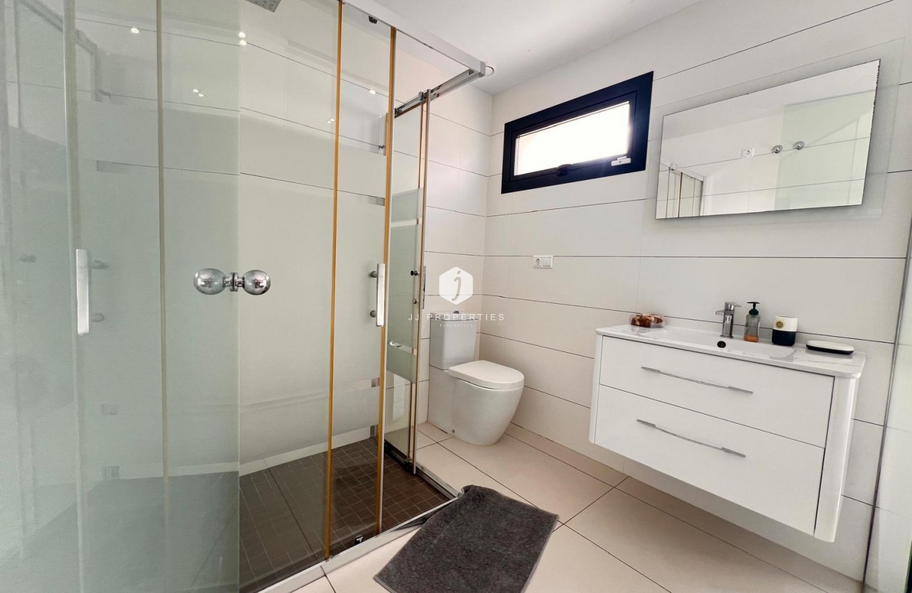 Z drugiej ręki - Villa -
Orihuela Costa - Lomas de Cabo Roig