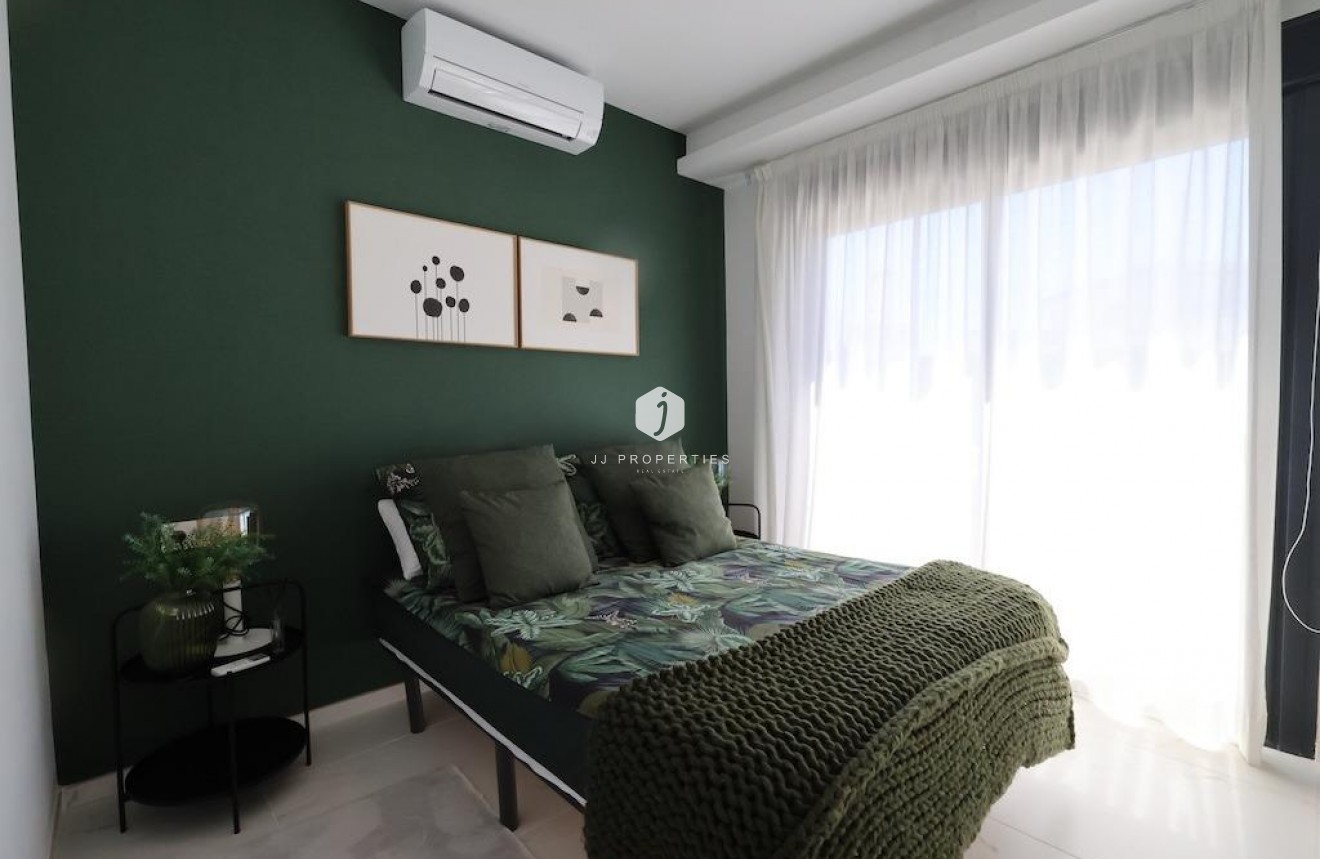Resale - Villa -
Rojales - Inland