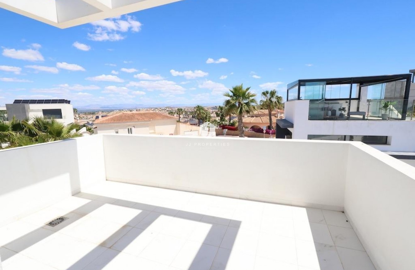 Resale - Villa -
Rojales - Inland