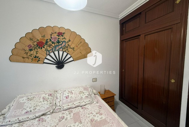 Resale - Apartment / flat -
Torrevieja - Acequion