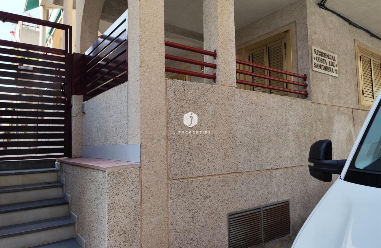 Resale - Apartment / flat -
Torrevieja - Acequion