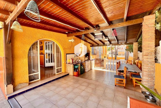 Z drugiej ręki - Villa -
Torrevieja - Los Balcones