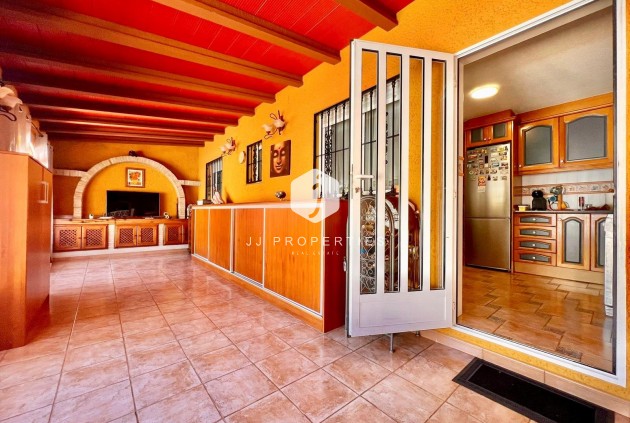 Z drugiej ręki - Villa -
Torrevieja - Los Balcones