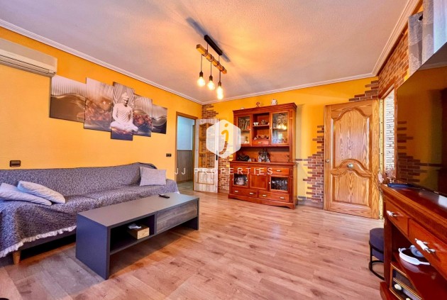 Z drugiej ręki - Villa -
Torrevieja - Los Balcones