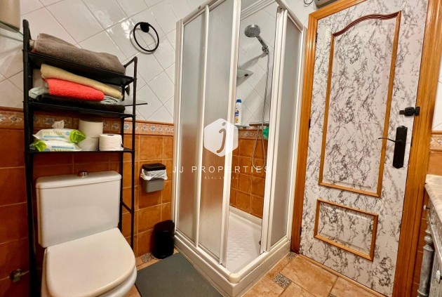 Z drugiej ręki - Villa -
Torrevieja - Los Balcones