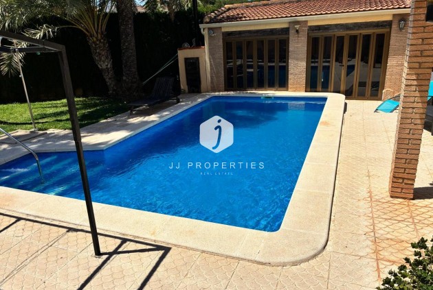 Resale - Villa -
Los Balcones - Costa Blanca