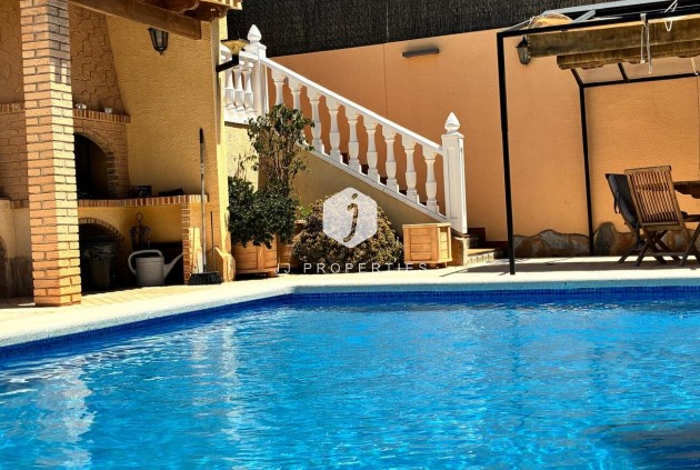 Resale - Villa -
Los Balcones - Costa Blanca
