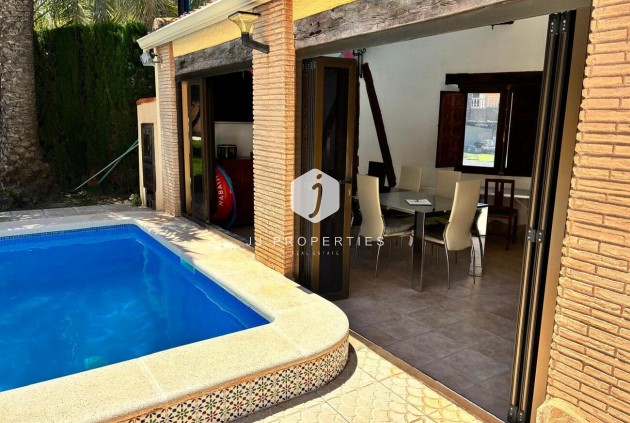 Resale - Villa -
Los Balcones - Costa Blanca