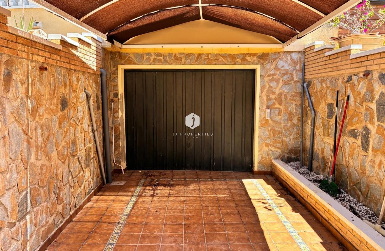Resale - Villa -
Los Balcones - Costa Blanca