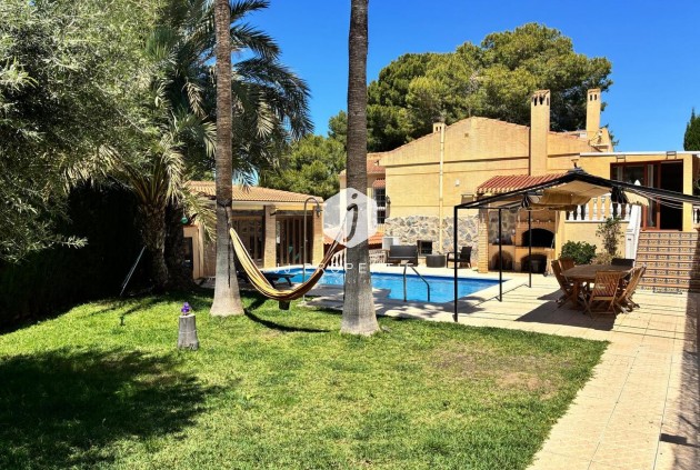 Resale - Villa -
Los Balcones - Costa Blanca