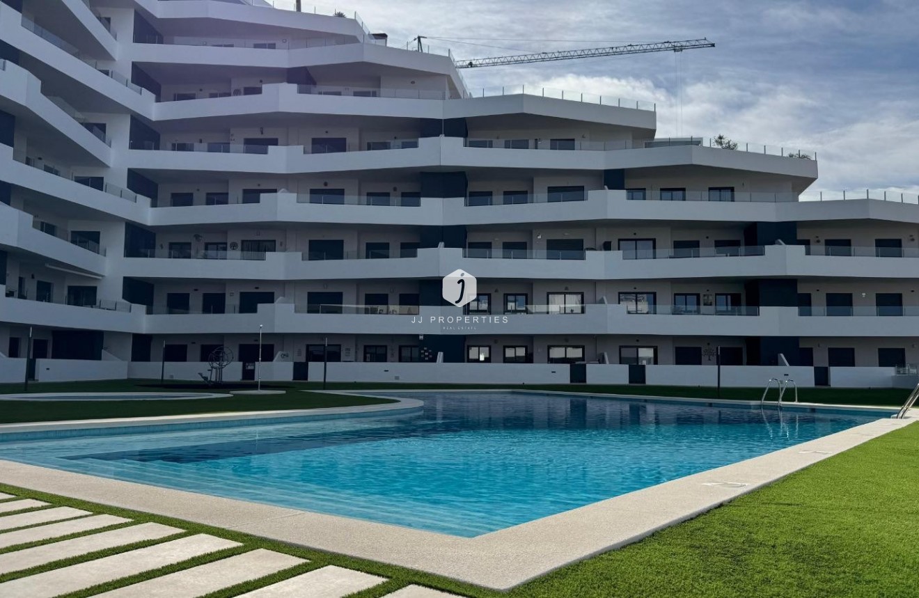 Resale - Apartment / flat -
San Miguel de Salinas - Inland