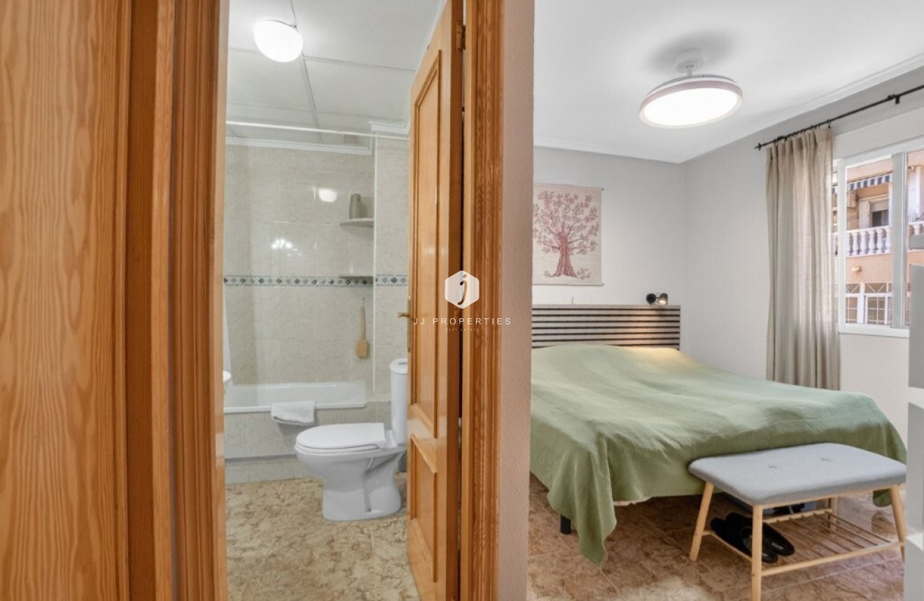 Segunda mano - Apartamento / piso -
Torrevieja - Costa Blanca