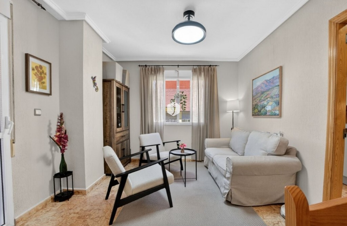 Segunda mano - Apartamento / piso -
Torrevieja - Costa Blanca