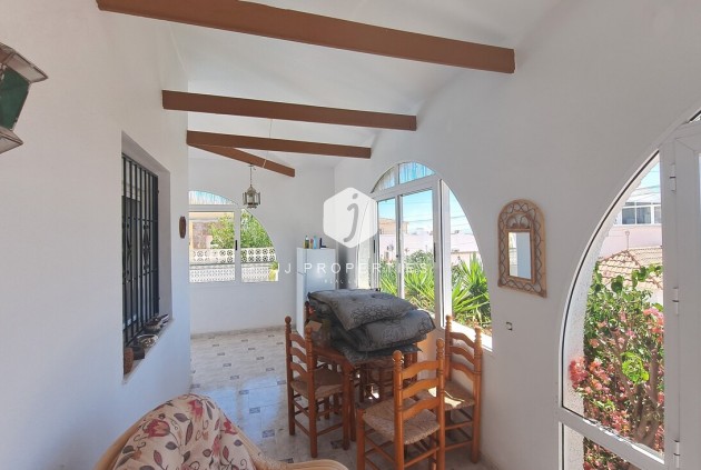 Resale - Villa -
San Miguel de Salinas - Inland
