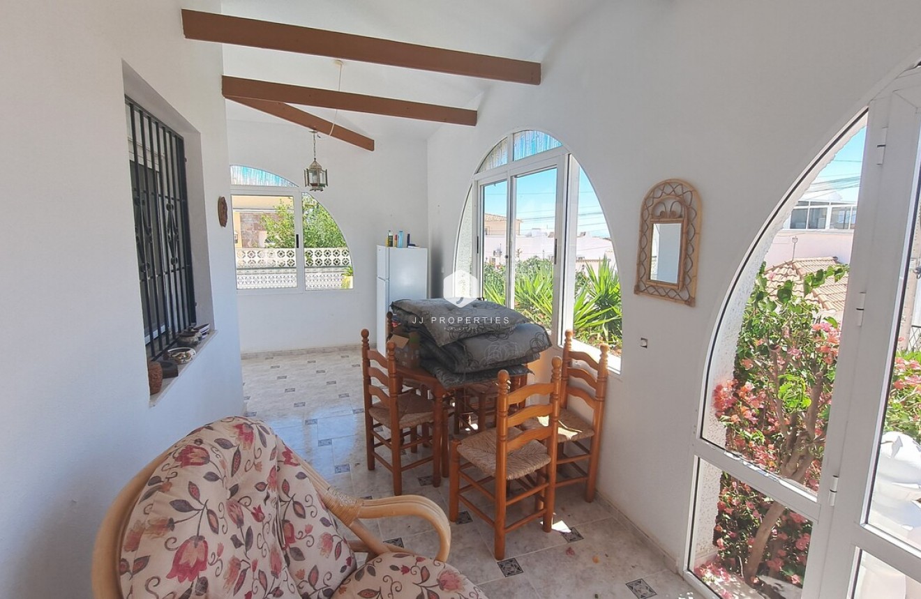 Resale - Villa -
San Miguel de Salinas - Inland
