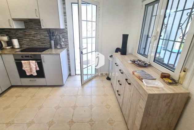 Resale - Villa -
San Miguel de Salinas - Inland