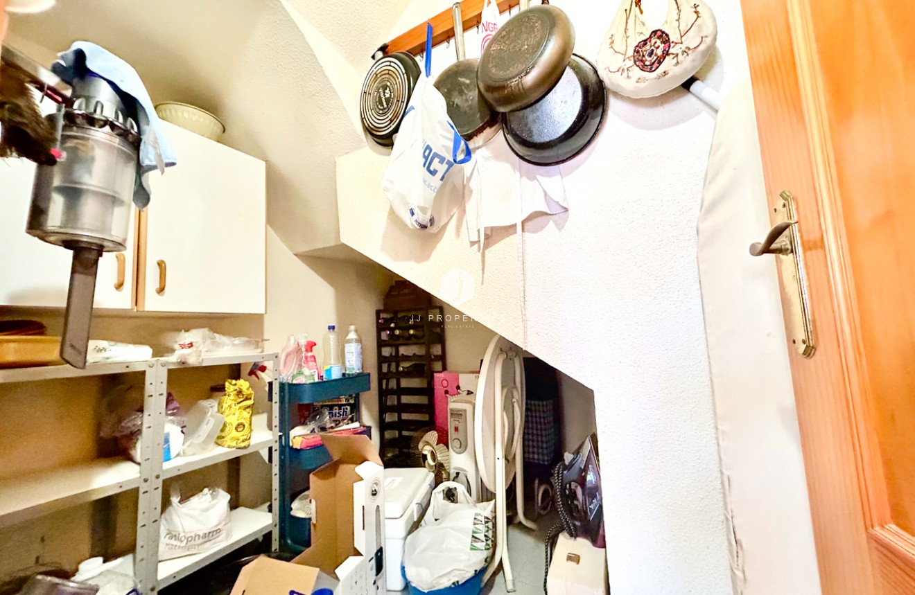 Resale - Villa -
La Zenia - Costa Blanca