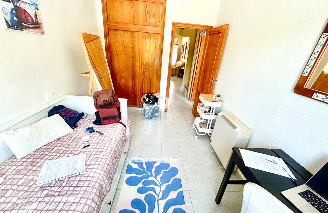 Resale - Villa -
La Zenia - Costa Blanca