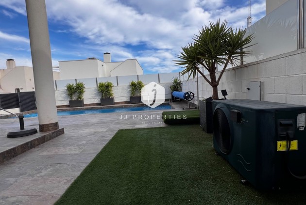 Resale - Villa -
Orihuela Costa - Costa Blanca