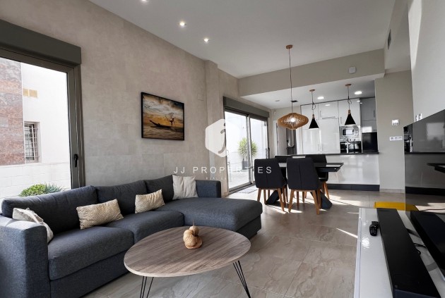 Resale - Villa -
Orihuela Costa - Costa Blanca