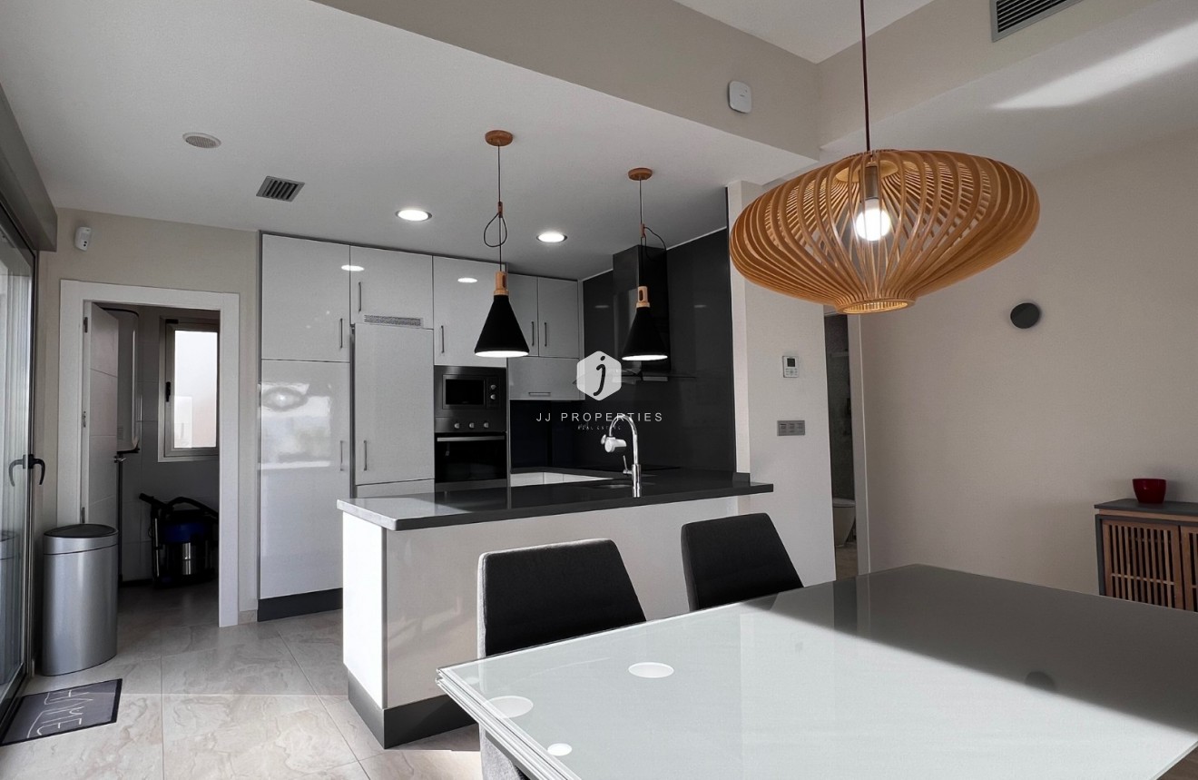 Resale - Villa -
Orihuela Costa - Costa Blanca