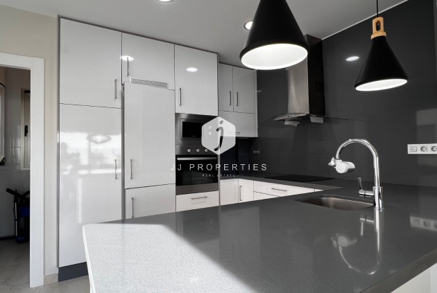 Resale - Villa -
Orihuela Costa - Costa Blanca