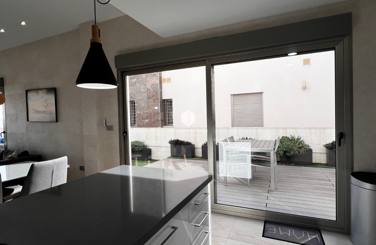 Resale - Villa -
Orihuela Costa - Costa Blanca